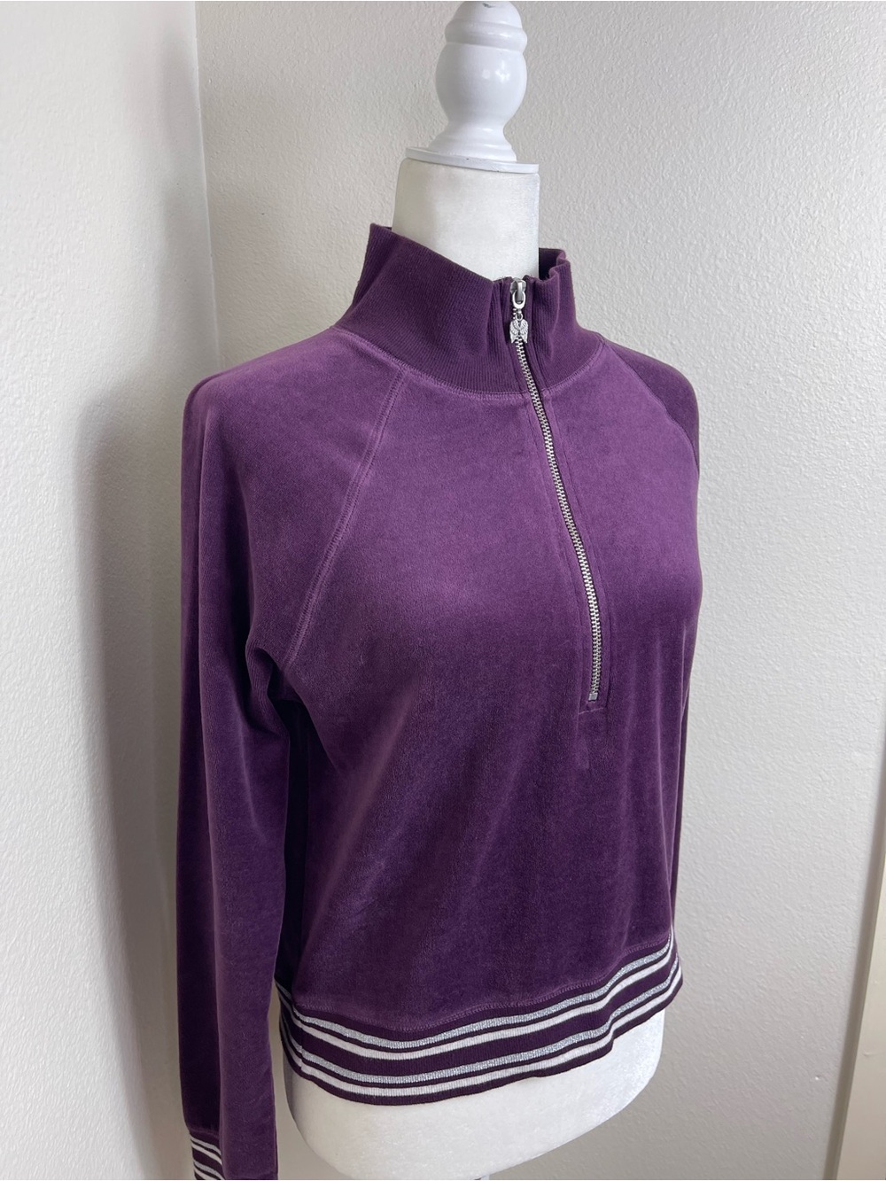 Victoria's Secret Purple Velour Half Zip Pullover Striped Trim Crop Sweatshirt M